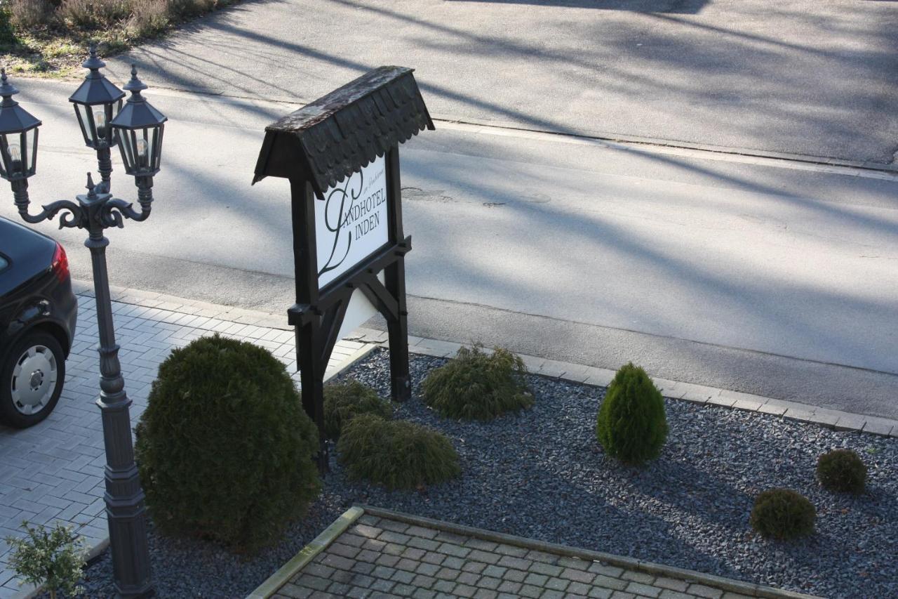 Landhotel Linden Am Venekotensee Niederkruechten Ngoại thất bức ảnh